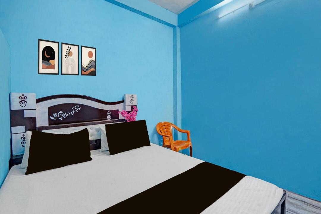 Photo of Bedroom in Malihabad