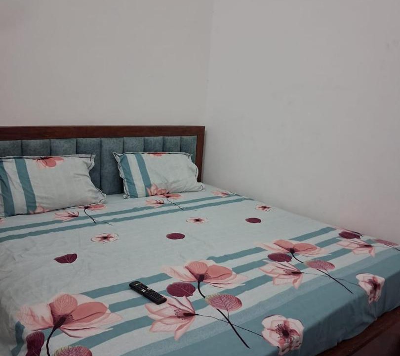 Photo of Bedroom in Etah