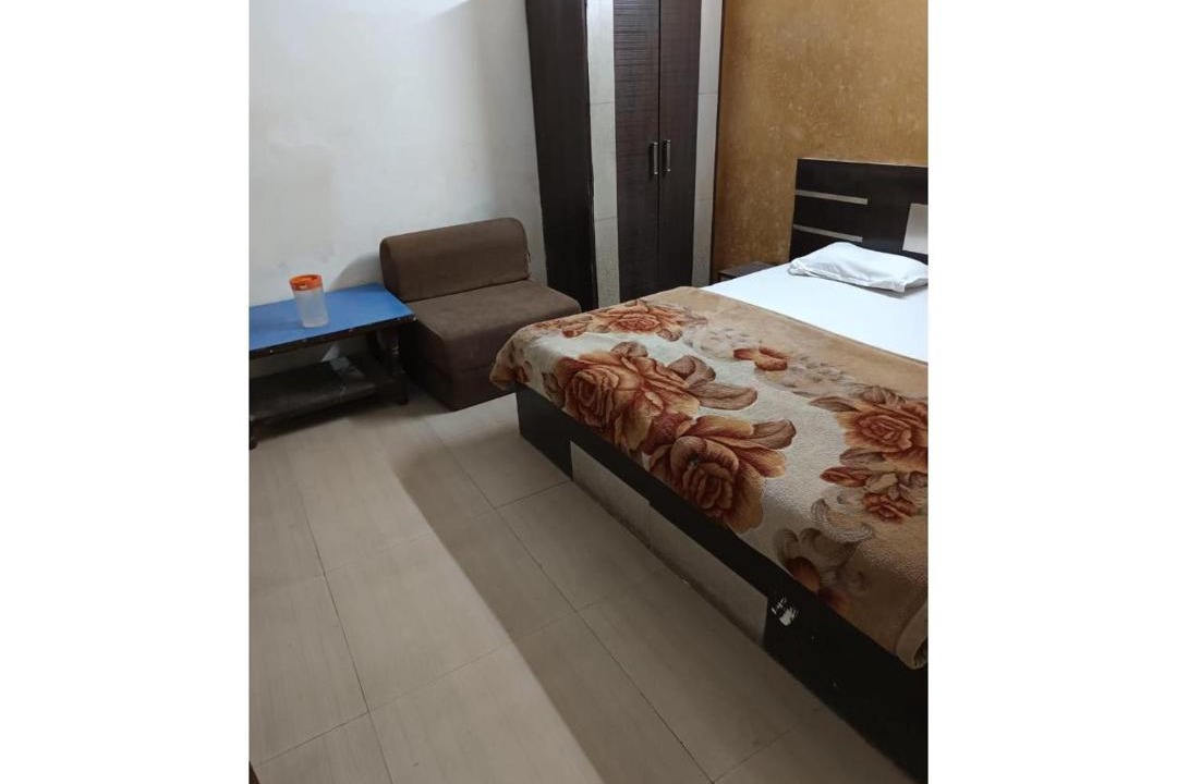 Photo of Bedroom in Taj Ganj