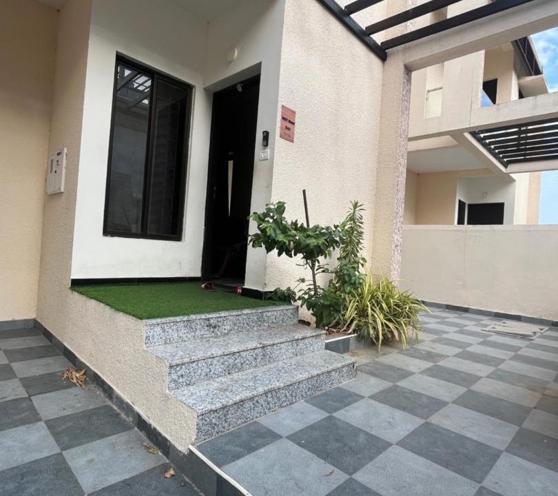 Photo of Patio Balcony in Mahabalipuram Beach