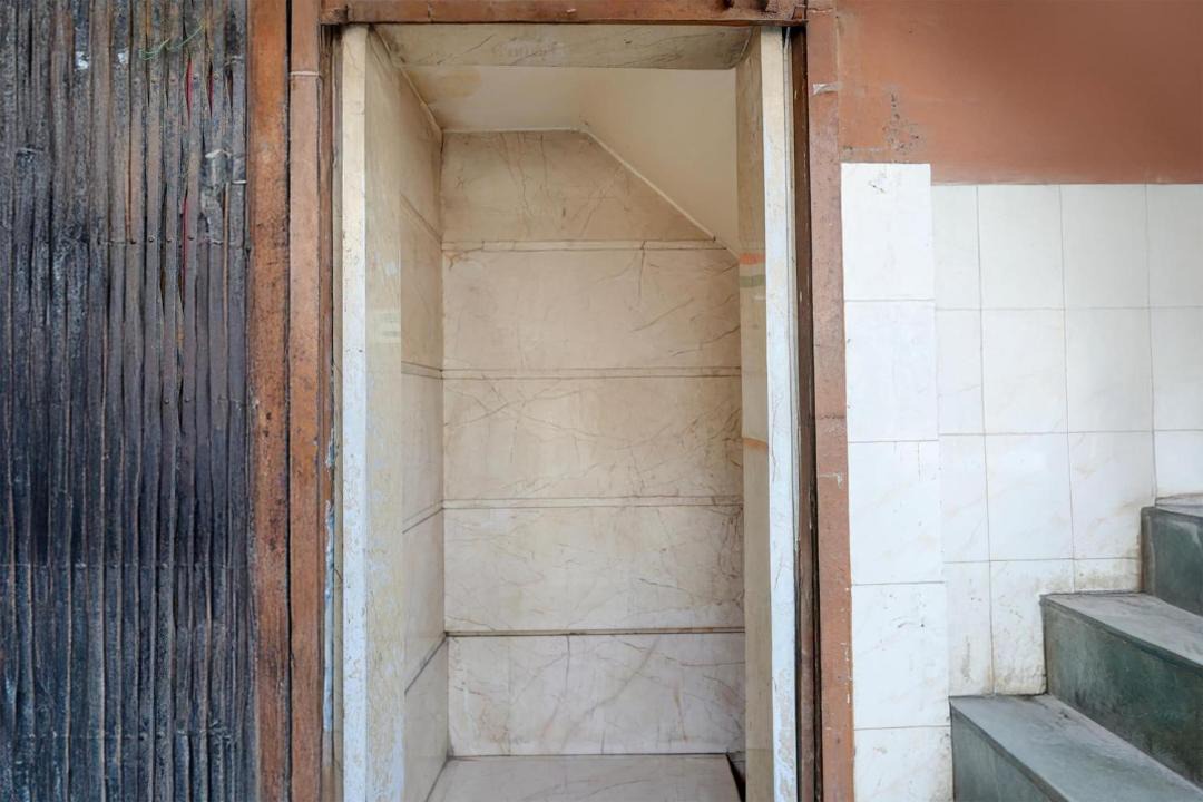 Photo of Bathroom in Kanpur