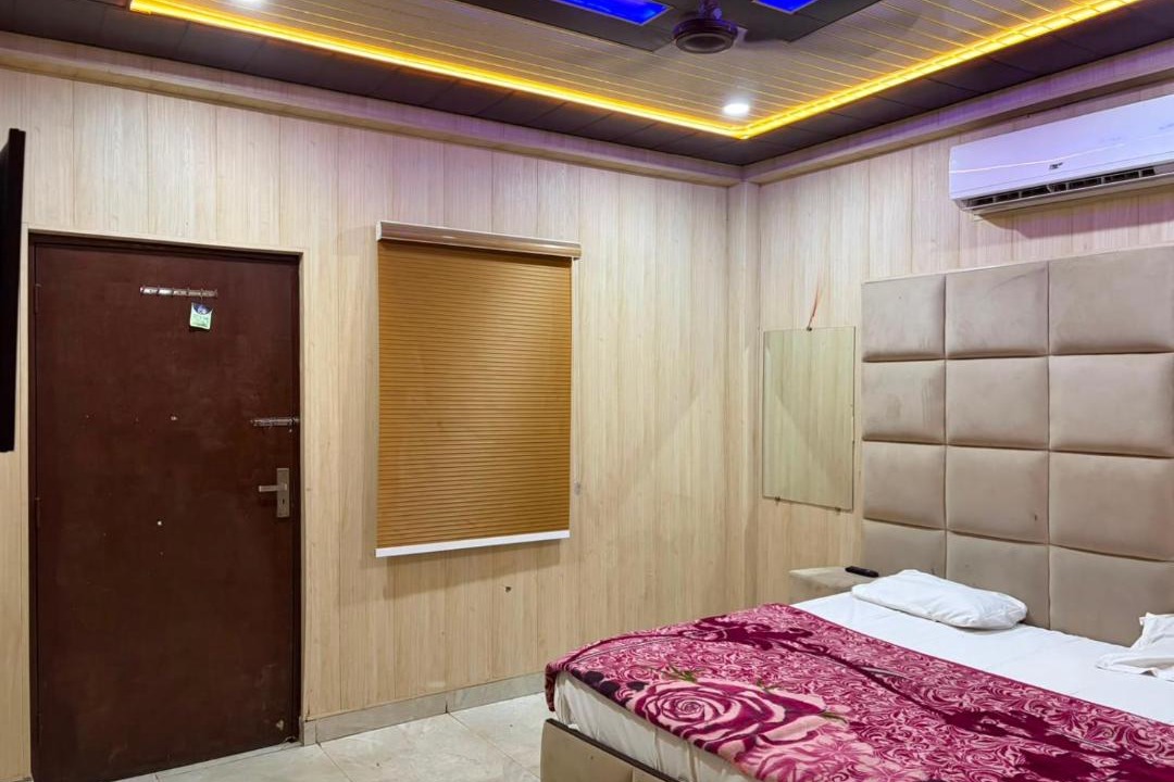 Photo of Bedroom in Greater Noida