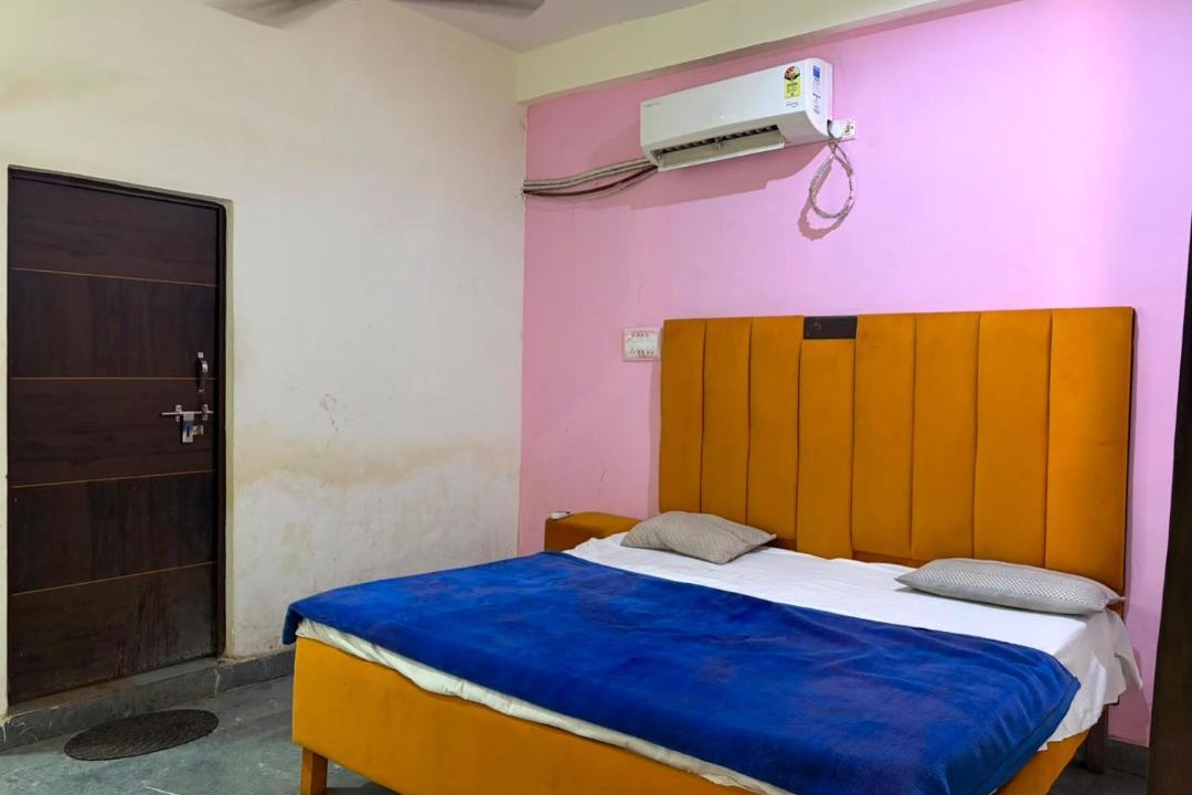 Photo of Bedroom in Greater Noida