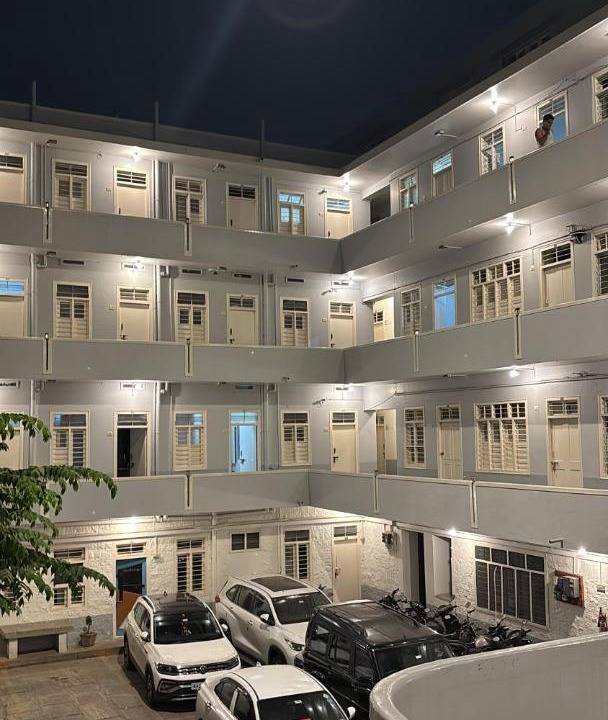 Photo of Buildings in Sheshadripuram