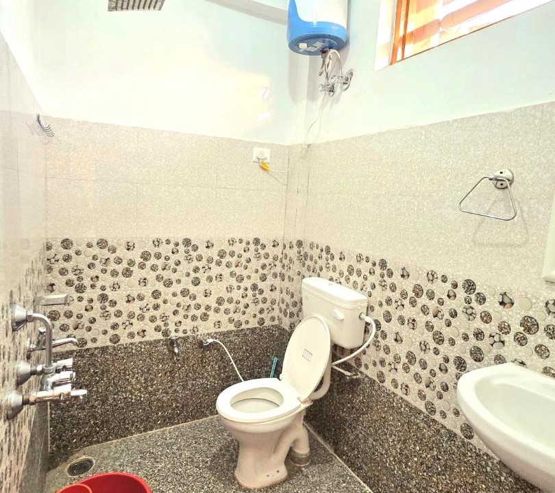 Photo of Bathroom in Gunehr