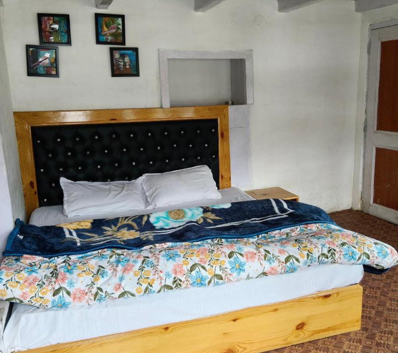 Photo of Bedroom in Manali