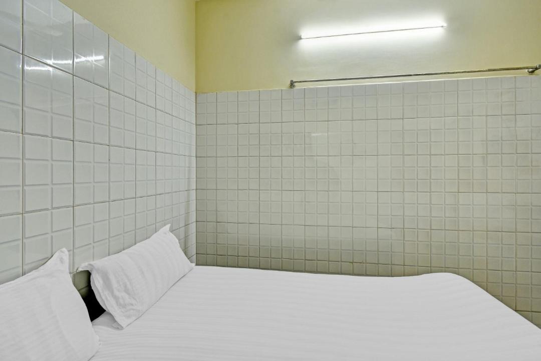 Photo of Bedroom in Triplicane