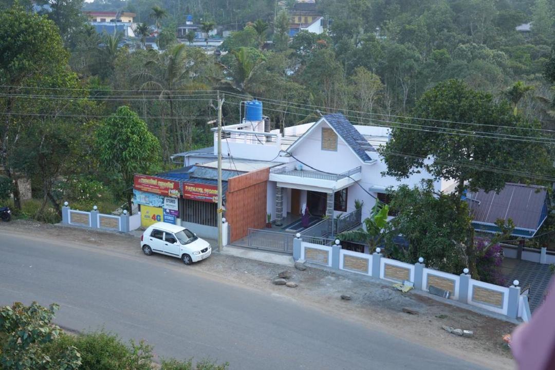 Photo of Others in Anakkara