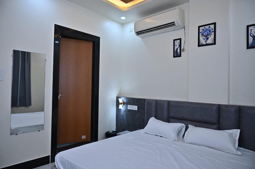 Photo of Bedroom in Bhind