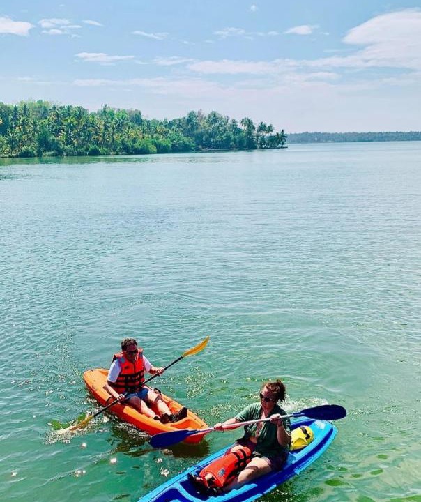 Photo of Others in Munroe Island