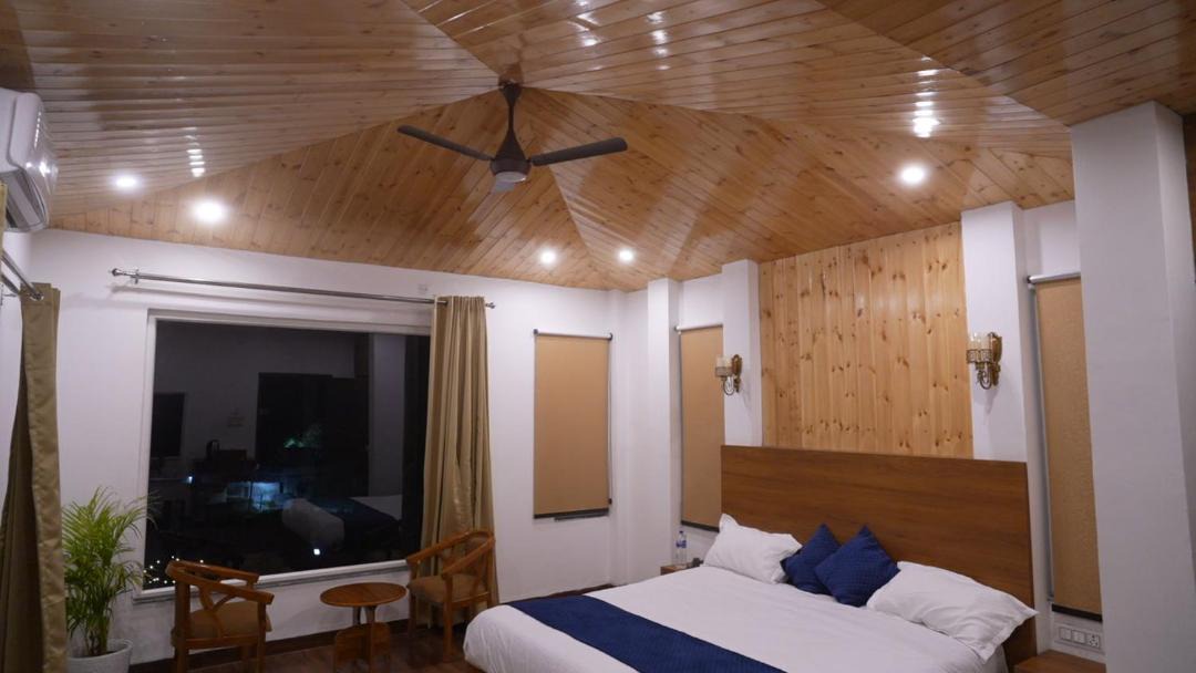 Photo of Bedroom in Lansdowne