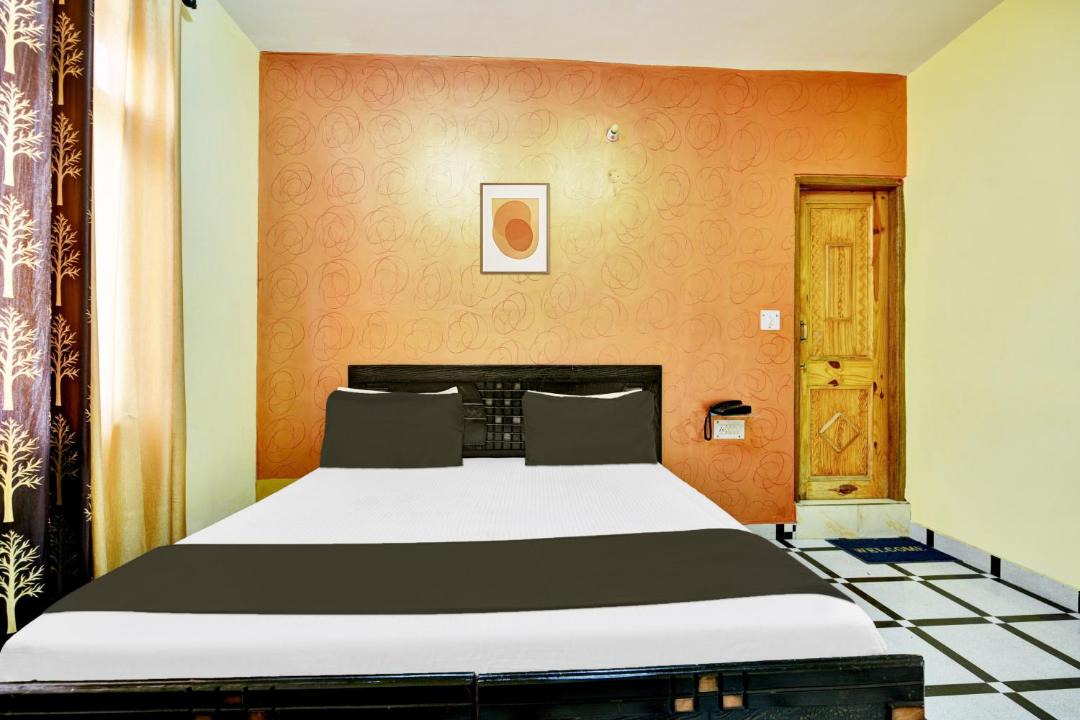 Photo of Bedroom in New Manali
