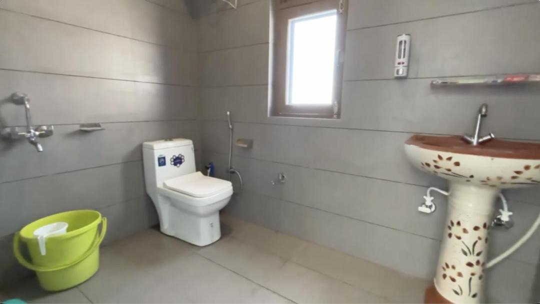 Photo of Bathroom in Suja