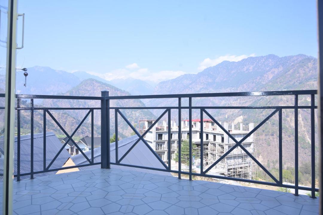 Photo of Patio Balcony in Narainkoti