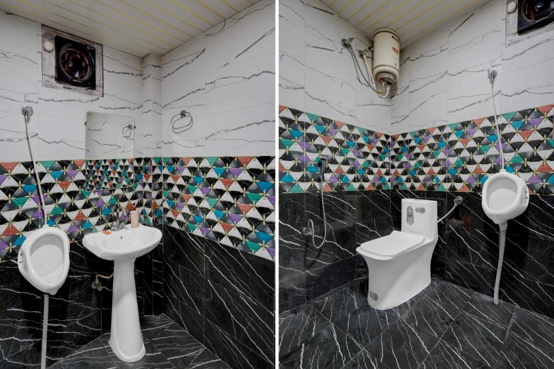 Photo of Bathroom in Indira Nagar