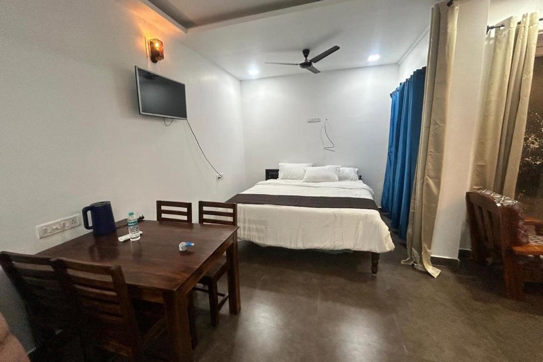 Photo of Bedroom in Mahabalipuram Beach