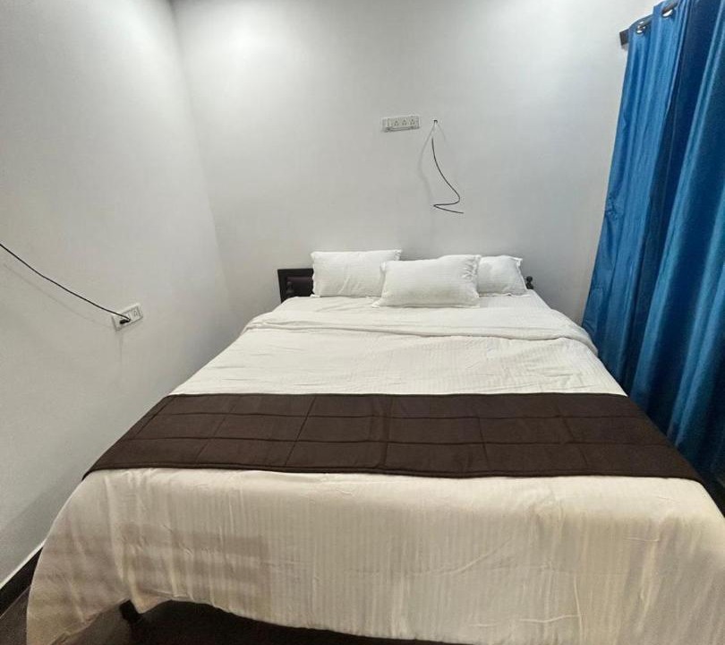 Photo of Bedroom in Mahabalipuram Beach
