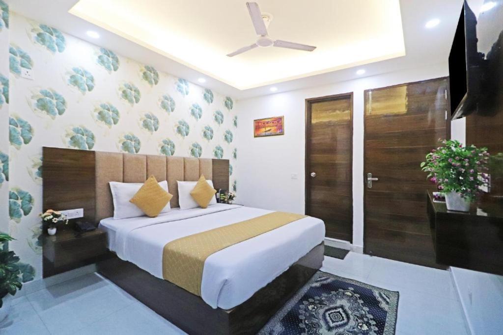 Photo of Bedroom in Mahipalpur Extension