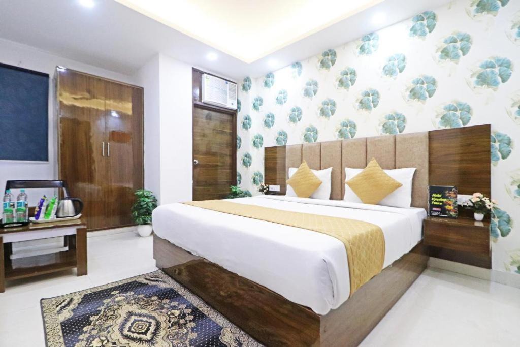 Photo of Bedroom in Mahipalpur Extension