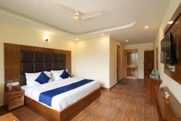 Photo of Bedroom in New Manali