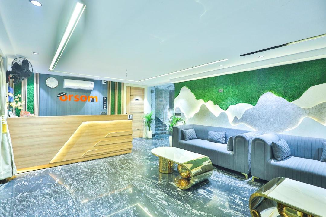 Photo of Livingroom in DLF Phase 5