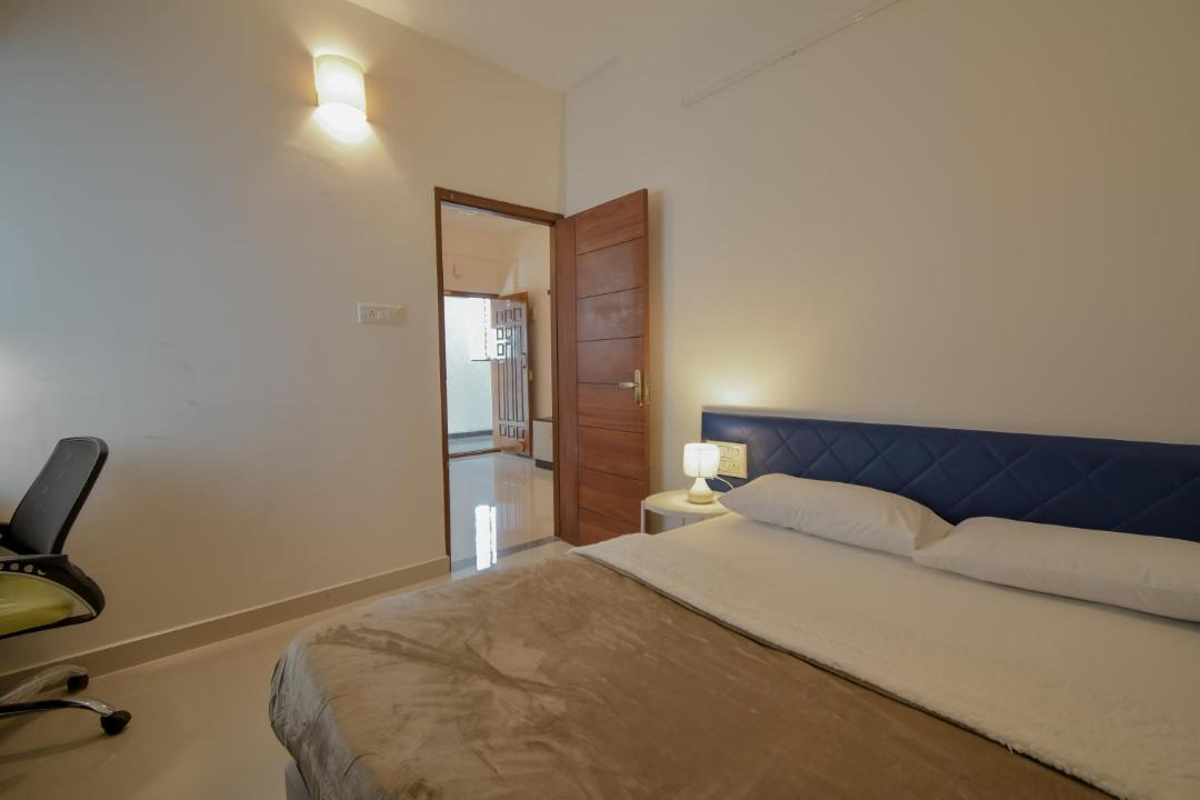 Photo of Bedroom in Palm Meadows