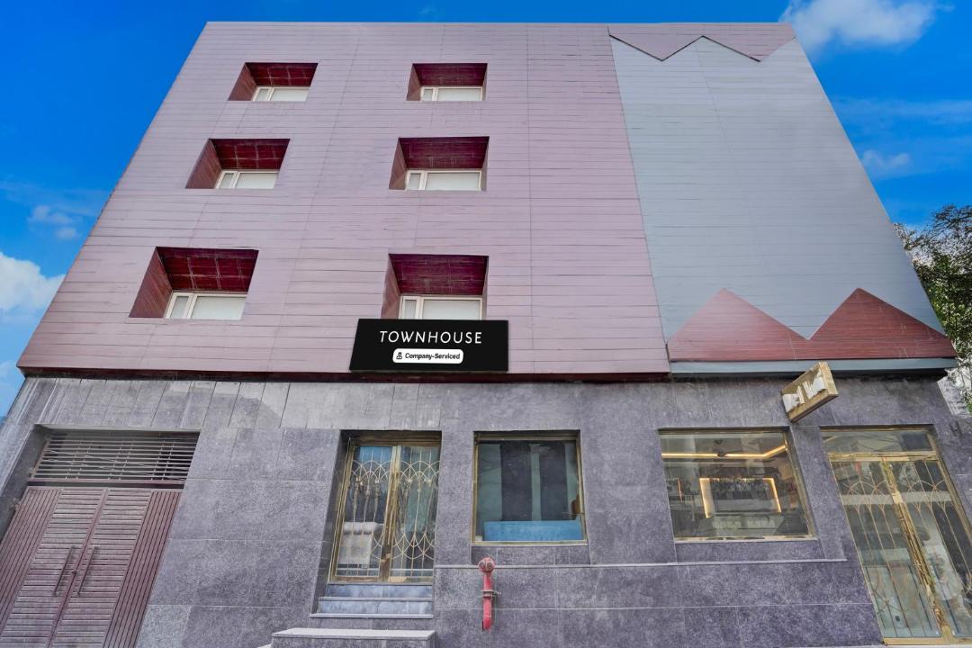 Photo of Others in Mahipalpur Extension