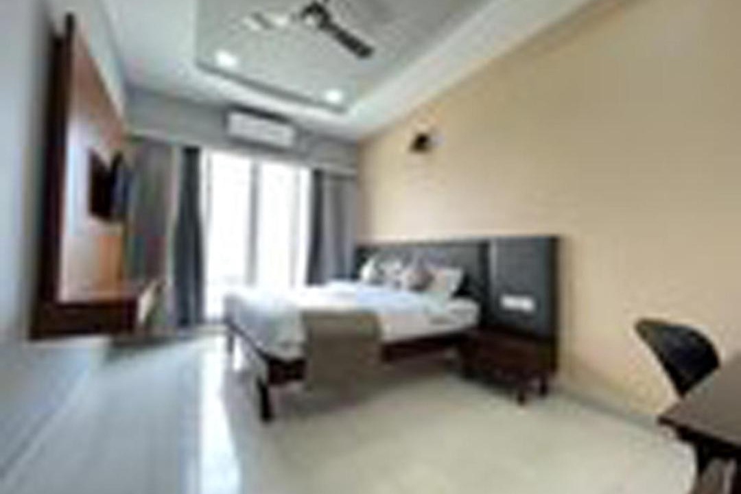 Photo of Others in Ponneri