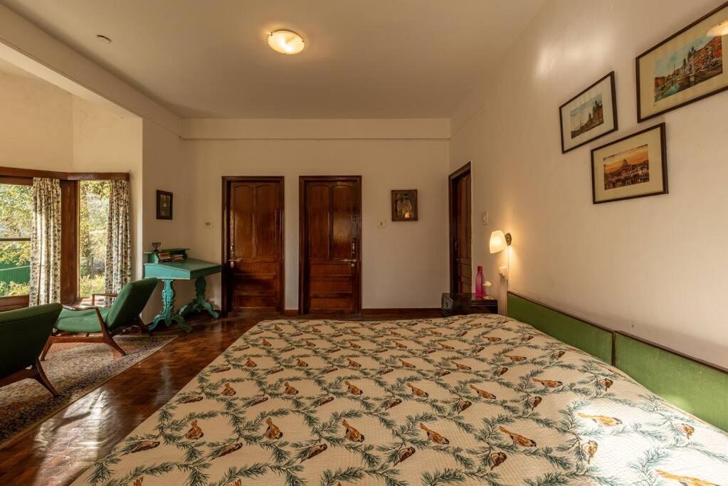 Photo of Bedroom in The Mall Road