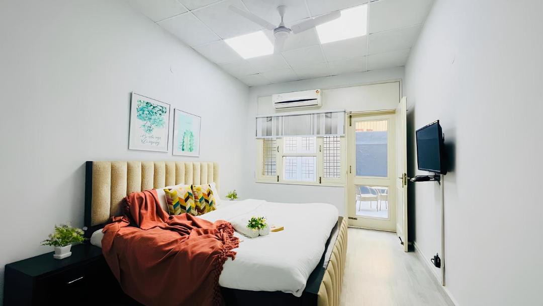 Photo of Bedroom in Sushant Lok