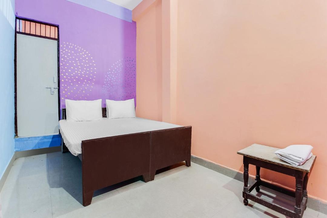 Photo of Bedroom in Taj Ganj