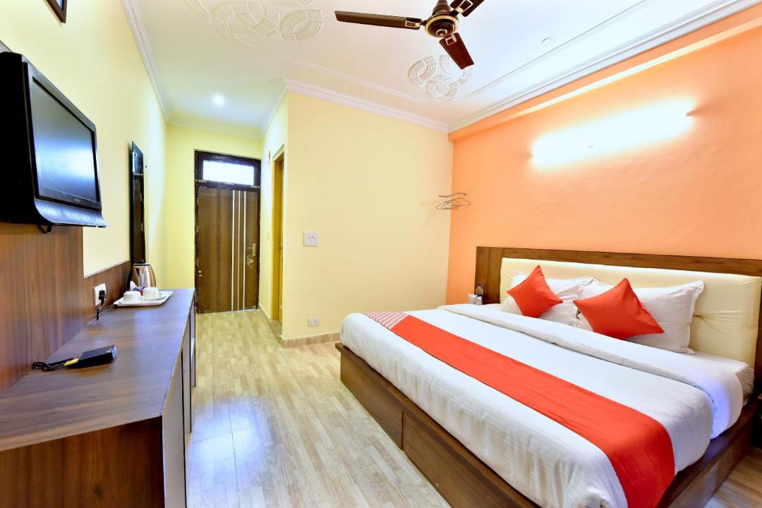 Photo of Bedroom in Naddi