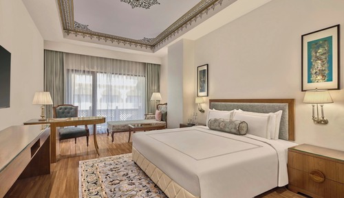 Royal Room, 1 King Bed with Sofa bed