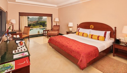 Deluxe Room, 1 King Bed (Temple View)