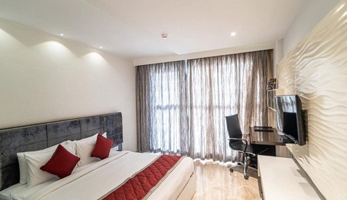 Standard Studio, 1 Double Bed, Ensuite, City View