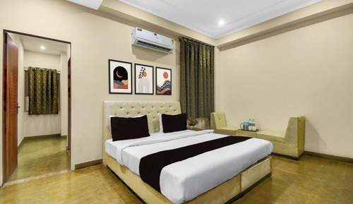 Deluxe Double Room, City View