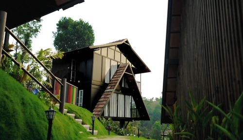 Premium Wood Cottage AC with Balcony