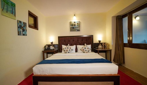 Superior Room (Lake View)