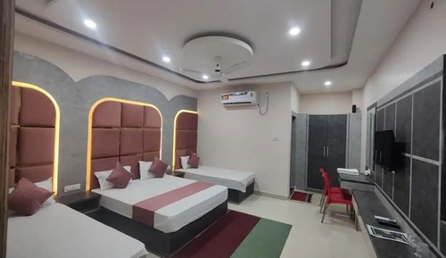 Deluxe Quadruple Room