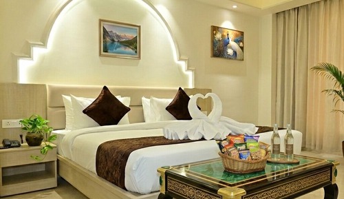 Deluxe Double Room, City View
