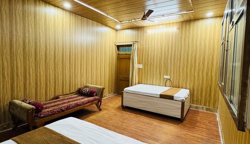 Family Twin Room
