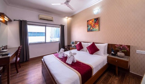 Premium Room, City View