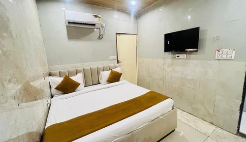 Basic Twin Room, Balcony, City View