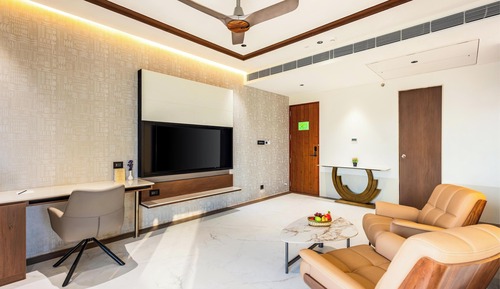 Premium Suite with Balcony