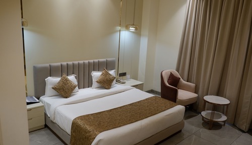 Signature Suite