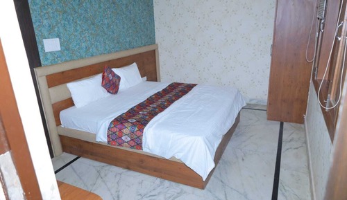 Deluxe Room, City View
