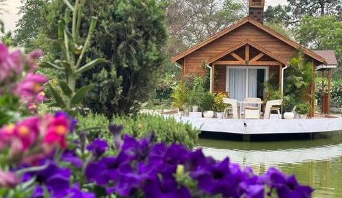 Luxury Cottage, 2 Bedrooms, Pool Access, Pool View