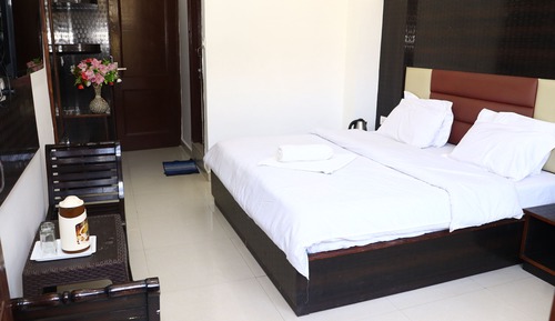 Deluxe Double or Twin Room, Balcony, City View