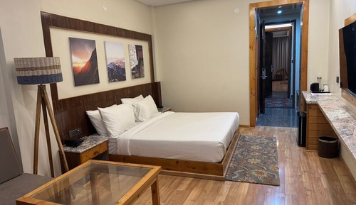 Premium Room