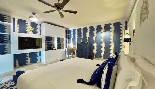 Luxury Room